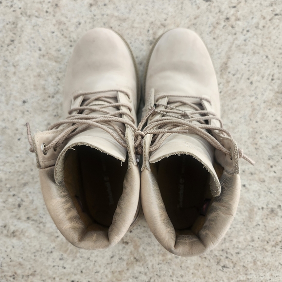 Timberland Tan Lace-Up Boots - Picture 6 of 15